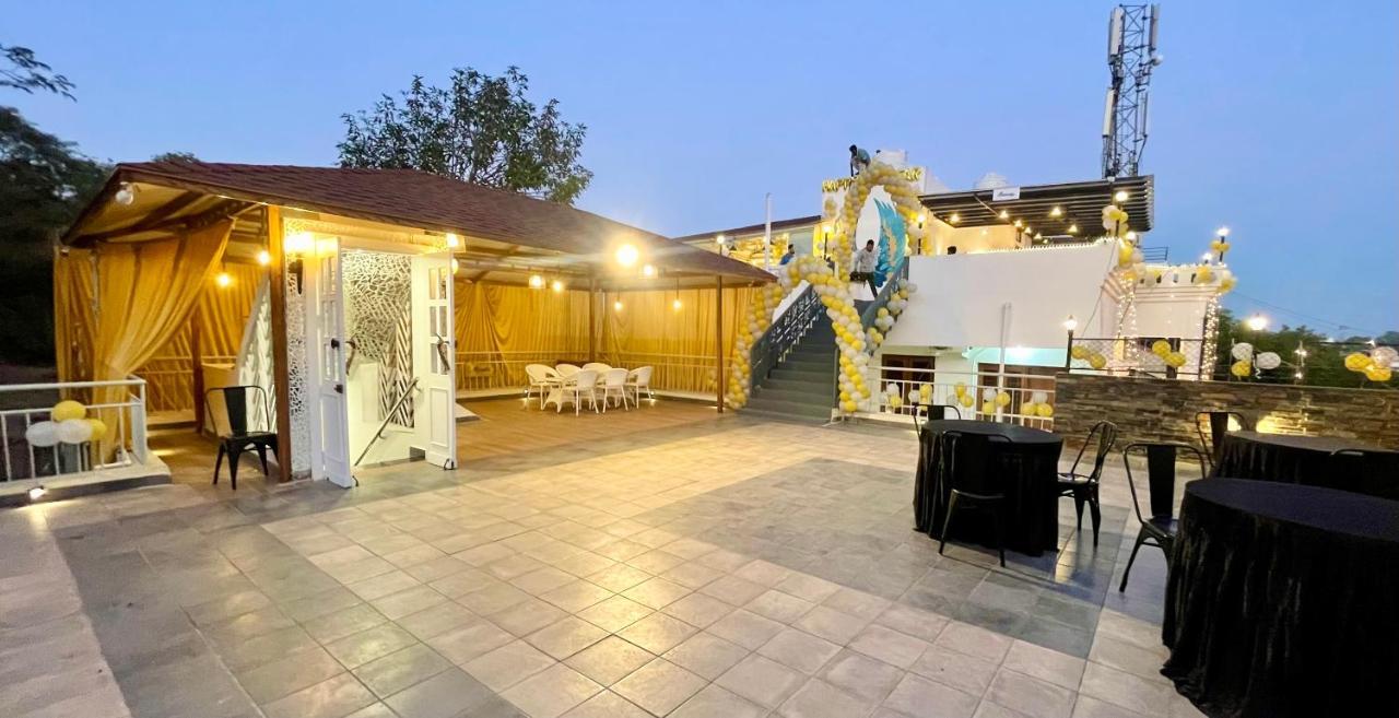 Peacock Hill Homestay Bhopal Dış mekan fotoğraf