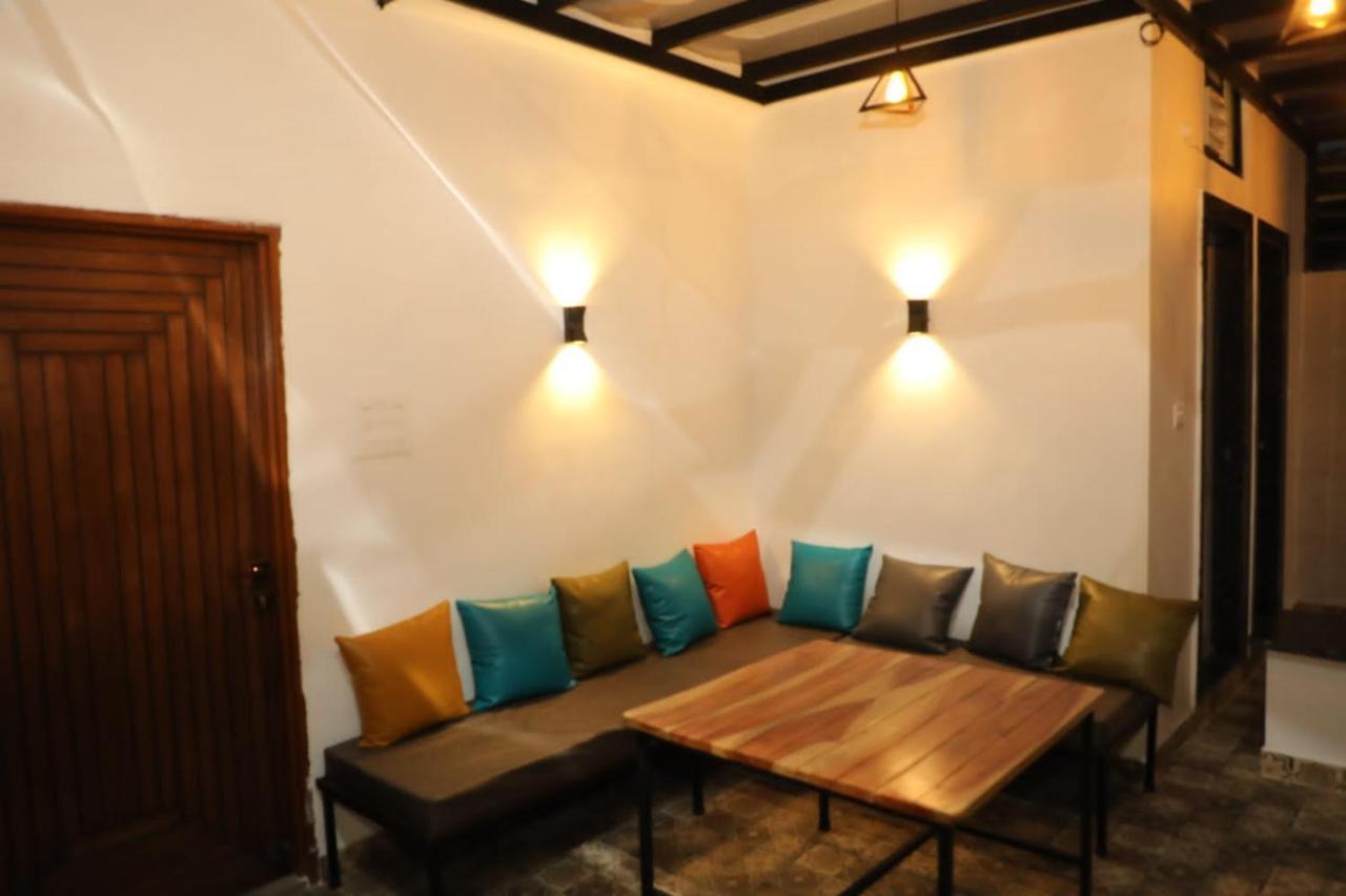 Peacock Hill Homestay Bhopal Dış mekan fotoğraf